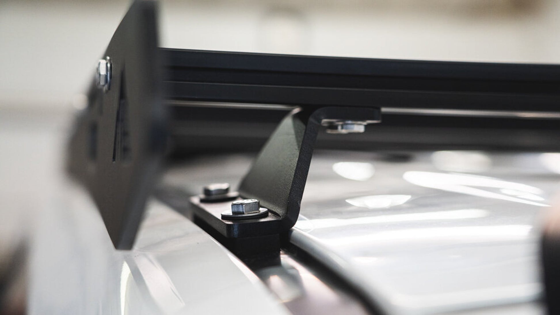 The Oxford (1998-2007 Toyota LC100 / LexusLX470 Roof Rack) - Sherpa Equipment Company