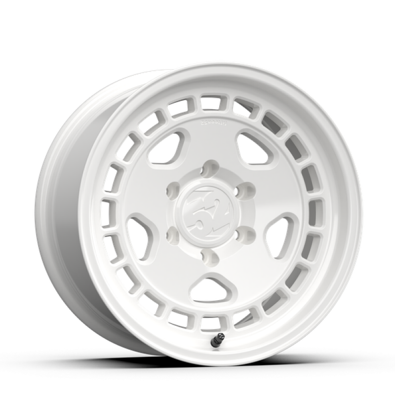 fifteen52 Turbomac HD Classic THCCW-78557-00 17-Inch White Cast Wheel, 5x127 Bolt Pattern