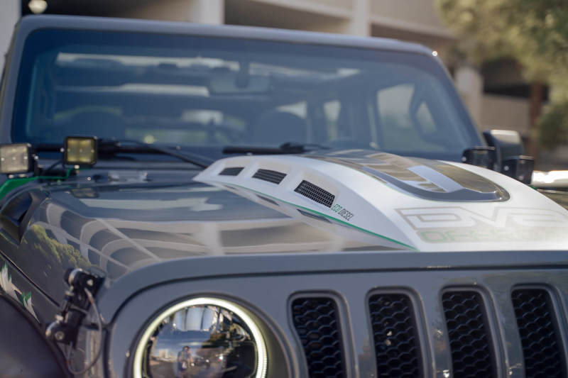 DV8 Offroad HDMBJL-01 Heat Dispersion Hood for 2018-2025 Jeep Wrangler JL and Gladiator JT